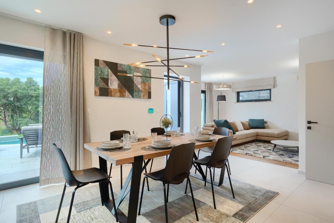 Muntić Villa Cascada מראה חיצוני תמונה