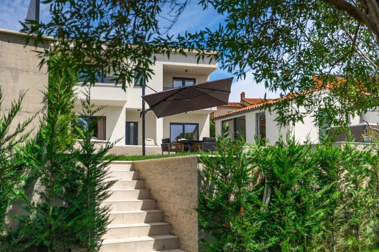 Muntić Villa Cascada מראה חיצוני תמונה